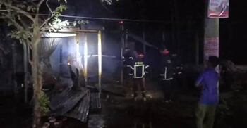 লক্ষ্মীপুরে আগুনে পুড়লো ৬ দোকান