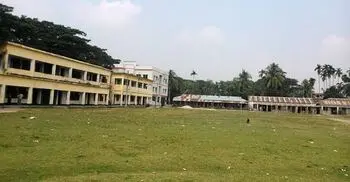 লক্ষ্মীপুরে নকল করায় এসএসসি পরীক্ষার্থী বহিষ্কার