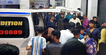 দুই মোটরসাইকেলের মুখোমুখি সংঘর্ষে নিহত ২