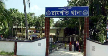 স্ত্রীকে অন্যত্র বিয়ে, ক্ষোভে শ্বশুরসহ দুজনকে কুপিয়ে হত্যা