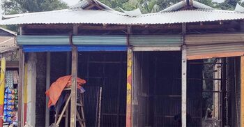 বিএনপি নেতার বিরুদ্ধে জমি দখল করে দোকানঘর নির্মাণের অভিযোগ