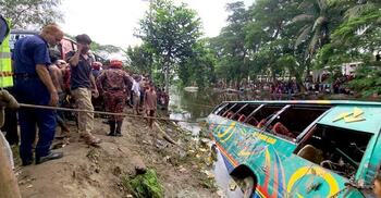 5 die as bus plunges into Lakshmipur canal