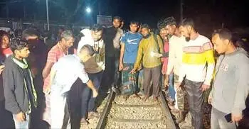 Paddy threshing noise drowns train whistle, four killed in Lalmonirhat