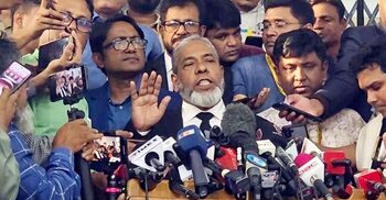 শেখ হাসিনার রায়ে ‘ক্ষুব্ধ’ তার আইনজীবী