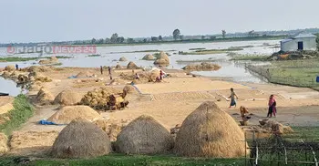 উৎসবের মাসে বিষাদের ছায়া