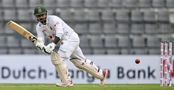 ৬৯ রানের ইনিংস খেলে সাজঘরে লিটন