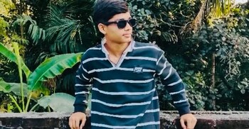 লোহাগাড়ায় সড়ক দুর্ঘটনায় স্কুলছাত্র নিহত, আহত ৪