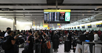 হিথ্রো বিমানবন্দরের পার্কিংয়ে ‘পিপার স্প্রে’, গ্রেফতার ১