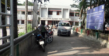 কালকিনিতে ককটেল বিস্ফোরণে আহত ৩