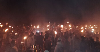 মাদারীপুর-১ আসনে বিএনপির মনোনয়ন প্রত্যাহারের দাবিতে মহাসড়ক অবরোধ