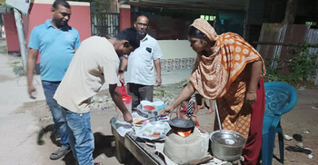 শীতের অপেক্ষায় থাকে মাদারীপুরের শত শত নিম্ন আয়ের পরিবার