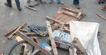 3 die in Madaripur road accident