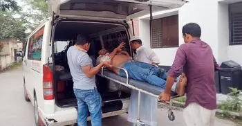 মাদারীপুরে এক্সপ্রেসওয়েতে দুটি ট্রাকের সংঘর্ষ, আহত ১০