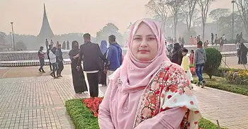 জামিনে মুক্তির পর জেলগেট থেকে আবারও গ্রেফতার আ’লীগ নেত্রী
