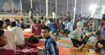 দুপুরে আজহারীর বয়ান, রাত থেকে মাঠে অপেক্ষায় শত শত মুসল্লি