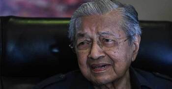 Bangladeshis face problems as they lack unity: Mahathir