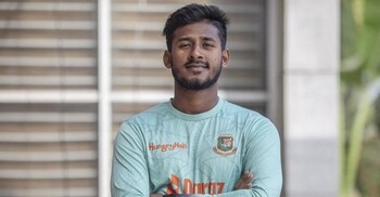 ‘একটু তো খারাপ লাগছেই’ বললেন বিসিএলেও উপেক্ষিত মাহফুজুর রাব্বি