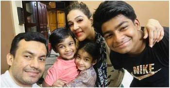 ডিভোর্সের পর প্রাক্তন স্বামীর সঙ্গে এক হলেন মাহি