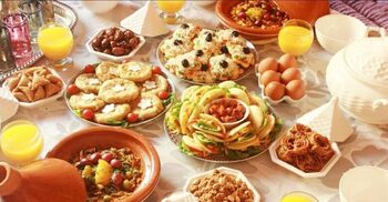 খাওয়ার সময় দস্তরখানা বিছানো কি সুন্নত?