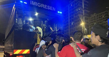 কুয়ালালামপুরে বিশেষ অভিযানে বাংলাদেশিসহ আটক ১৫০