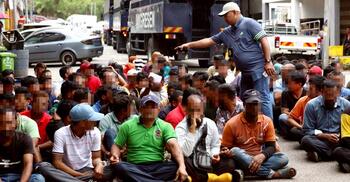মালয়েশিয়ায় ইমিগ্রেশনের অভিযানে উদ্বেগ, ১০ দিনে আটক ১৪২৫ বাংলাদেশি