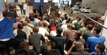 বাংলাদেশিসহ ৯৬ অভিবাসীকে ফেরত পাঠালো মালয়েশিয়া