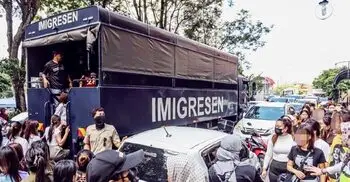 কুয়ালালামপুরে বিশেষ অভিযানে বাংলাদেশিসহ আটক ২১৭