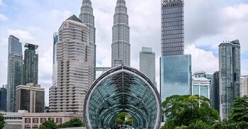 এক বছরে ৪ কোটি ৭০ লাখ পর্যটক টানতে চায় মালয়েশিয়া