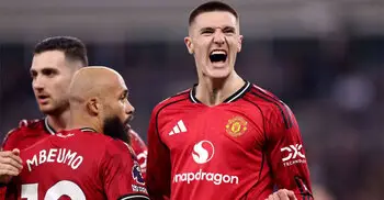 এভার্টনকে হারিয়ে সেরা চারে উঠে এলো ম্যানইউ