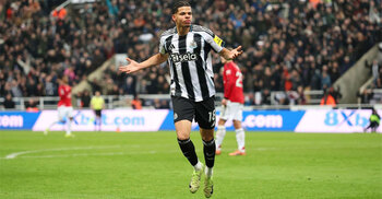 ১০ জনের নিউক্যাসলের কাছেও হারলো ম্যানইউ