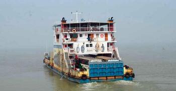 মানিকগঞ্জের দুই নৌরুটে ফেরি চলাচল স্বাভাবিক