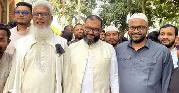 দুর্নীতিবাজ নেতৃত্বের কারণে বিশ্ব দরবারে দেশ পিছিয়ে পড়েছে