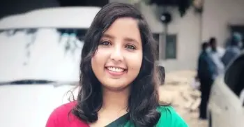 তালা ভাঙলেই বিপ্লবী হওয়া যায় না, এই মেয়েদের কেউ বুঝান