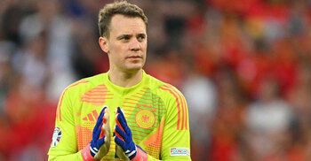 Germany's Neuer announces international retirement