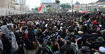 Malaysians rally against soaring living costs