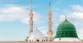 খুলুকে আজিমের অধিকারী যিনি