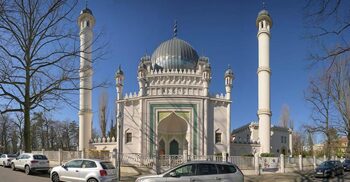 মসজিদে তিলাওয়াত ও জিকিরের আদব