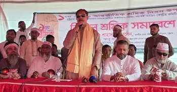 শ্রমিকের ন্যায্য মজুরি নিশ্চিত না হলে উন্নয়ন টেকসই হবে না