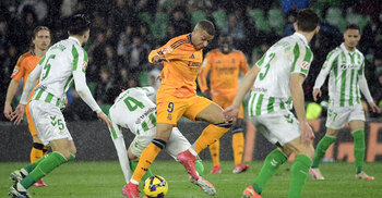 Atletico go top after Real Madrid stumble at Betis