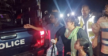 প্রতিবন্ধী ছেলেকে সেতু থেকে নদে ফেলে দিলেন মা