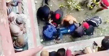 আদালতের বারান্দায় ধস্তাধস্তি, ৩ তলা থেকে পড়ে গেলেন দম্পতি