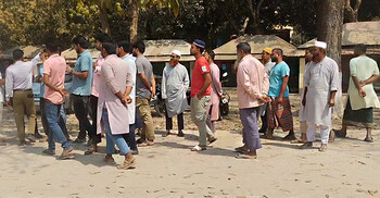 মেহেরপুরে উপজেলা আইনশৃঙ্খলা কমিটির সভায় বহিরাগতদের হামলা