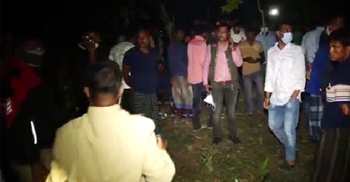 বাঁশ বাগানে পড়ে ছিল ইজিবাইকচালকের বস্তাবন্দি মরদেহ