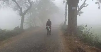 মেহেরপুরে শৈত্যপ্রবাহে স্থবির জনজীবন