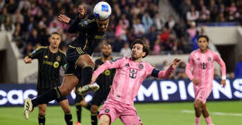 মৌসুমের প্রথম ম্যাচেই মেসির মিয়ামিকে উড়িয়ে দিল এলএএফসি