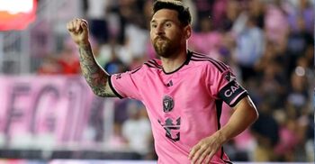 Messi double keeps Miami on top in MLS