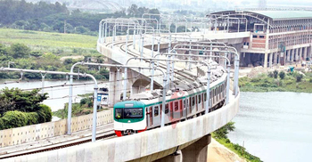 Metro rail operating hours extended by 30 minutes