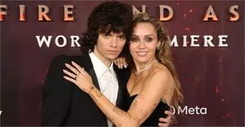 বাগদান সেরেছেন মাইলি সাইরাস, গুঞ্জন তুঙ্গে