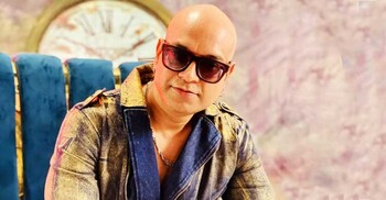 বাড়ি যাচ্ছেন না, ‘স্বপ্ন যাবে বাড়ি‘র মিলন মাহমুদ