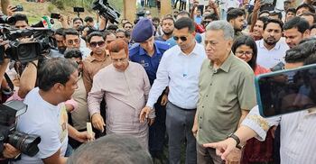 যতই শক্তিশালী হোক খাল দখলদারকে ছাড় দেওয়া হবে না: অর্থমন্ত্রী